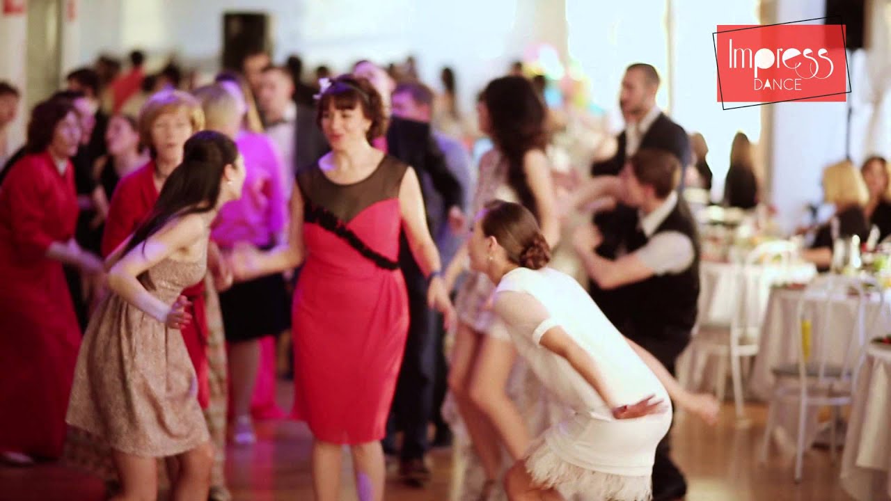 Broadway Melody 2015 - Dancing Queen (Flashmob)