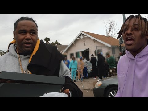 Welcome to the 6-Pacc East Coast Crip hood in Los Angeles