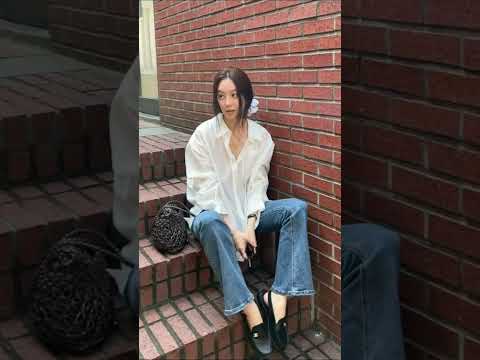 여름이 <strong>좋아서</strong> 오늘도 예쁘게 #ootd #мода #데일리룩코디 #модныепоказы #fashion #오늘뭐입지 #출근룩 #여름출근룩 #ootdguide #50대여성옷