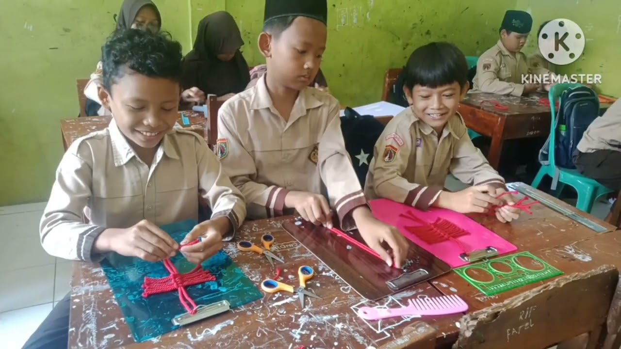 Membuat Makrame Hiasan Dinding