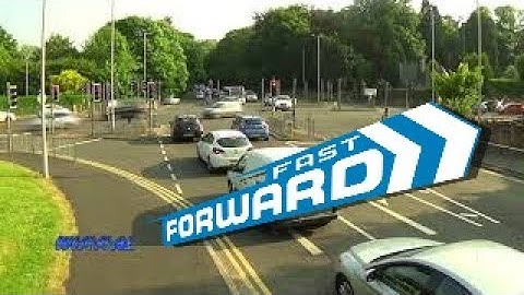 Arrowe Park junction roundabout traffic. Time Lapse X4