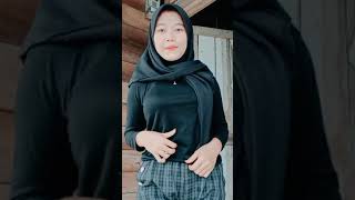 Manset Hitam Ketat Lagi Nih Gaes