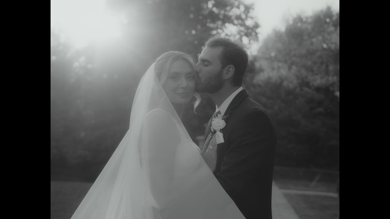 K3 Super 16mm Film + Sony FX3 Hybrid Wedding Film | Kingwood Center Gardens / The Waltermeyers