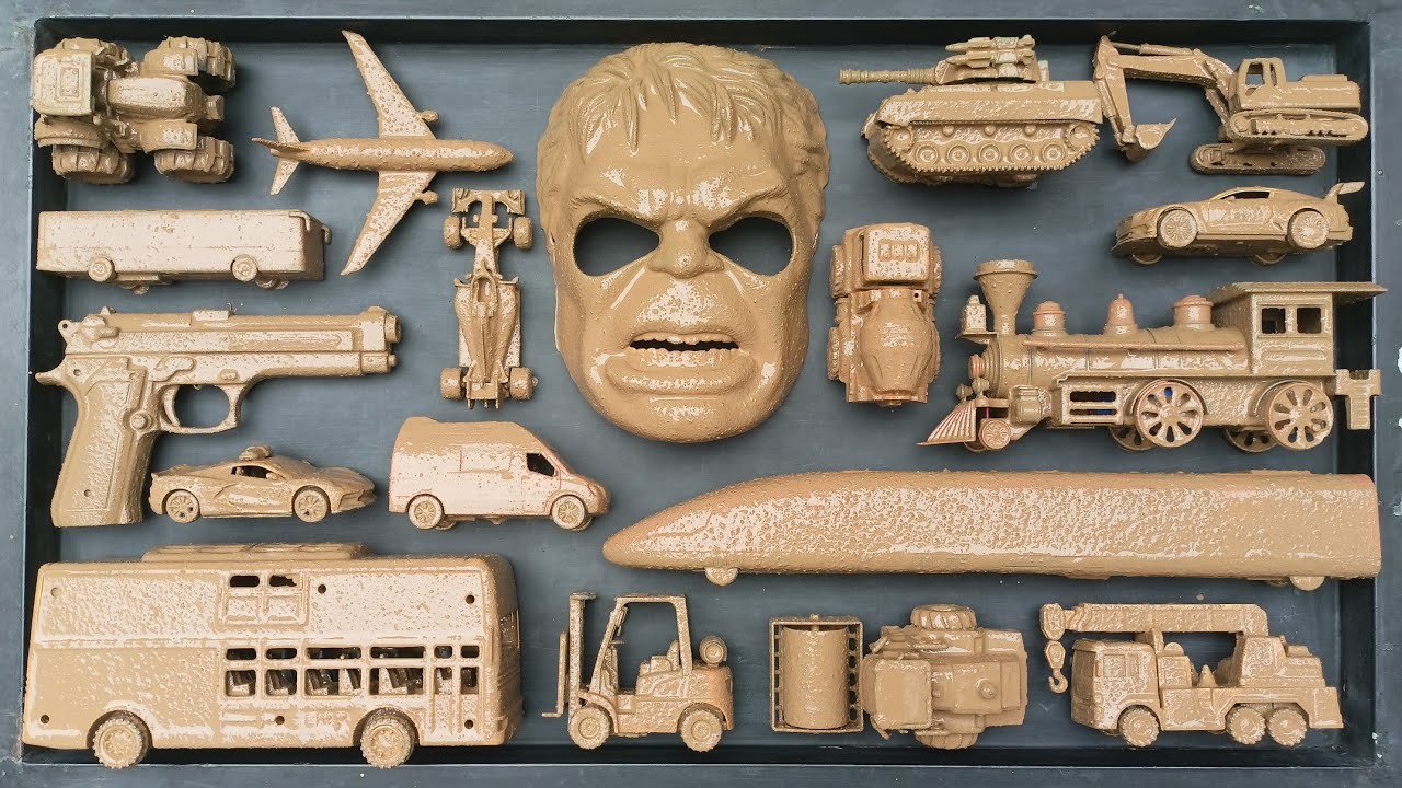 Membersihkan Mainan Mobil Balap, Truk Molen, Pesawat, Kereta Cepat, Tank Baja, Bus Tingkat, Crane