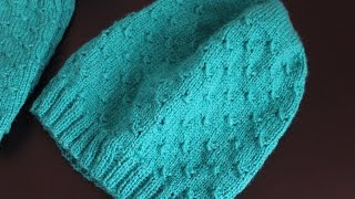 Простая шапка бини спицами. Simple hat knitting. Простая шапка бини спицами. Simple hat knitting.
