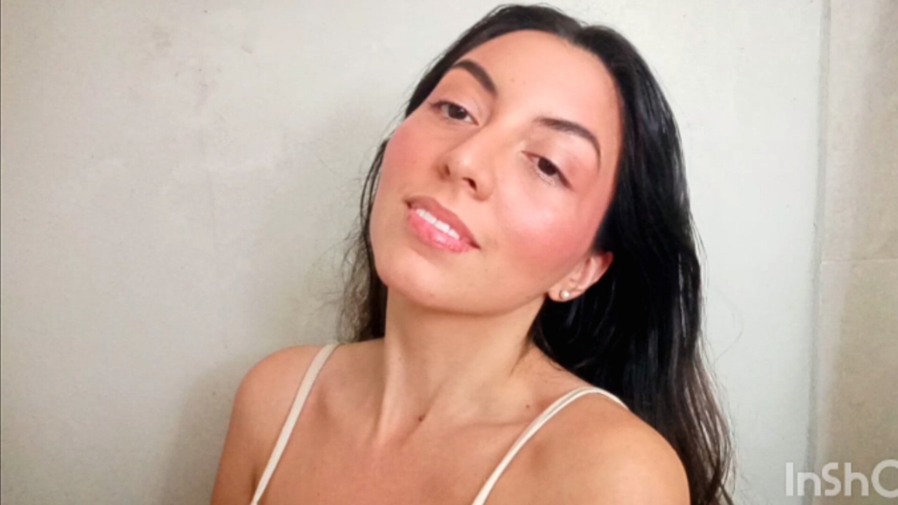 Goddess Makeup: pure highlighter, blush and natural elegance. Everyday makeup. Natural sensuality.