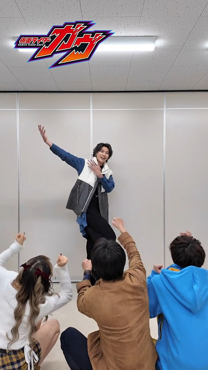 🍮ATTENTION🍮 Lakia (Kamen Rider Vram) Doing Kiramager Dance!