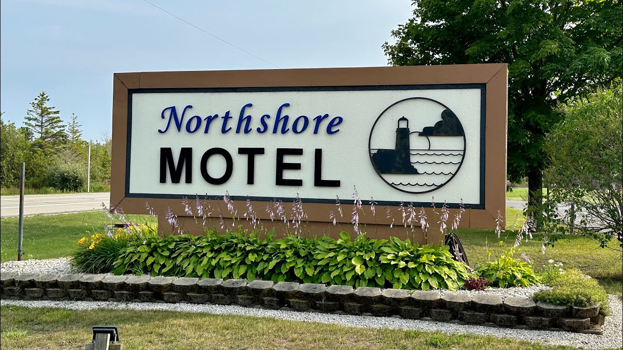 STAY HERE! | NORTHSHORE MOTEL & More | Manistique, Michigan