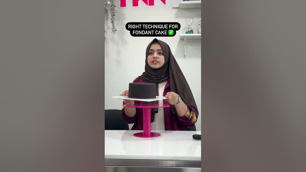 how-to-cover-fondant-cake-hacks-tutorials-ganache-cake-icing