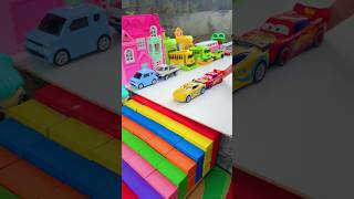 Toys Cars McQueen Cruz Ramirez 🌈🚌 #toys #cars #lightningmcqueencars #diecastcars