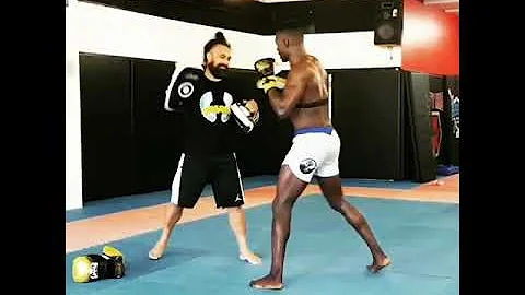 Israel adasanya's pad works are 🔥🔥🔥🔥🔥🤯🤯🤯🤯 #stylebender #israeladasanya