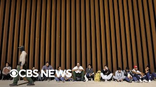 U.S. to admit nearly 40,000 migrants monthly via mobile app screenshot 3