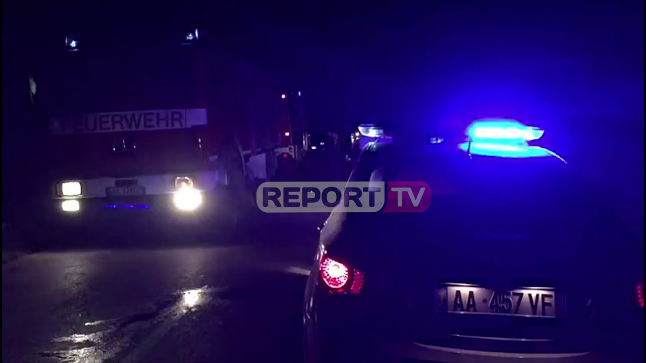 shqiptare meaning Digjet një makinë në Delvinë, shpëtohet një person, dyshohet për një tjetër brenda