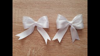 Mašla vyrobená na prstoch