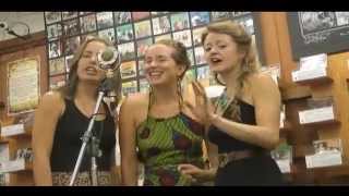 Video-Miniaturansicht von „The T Sisters: It Was Me“