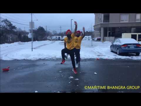 Pá de neve Bhangra || Grupo Marítimo Bhangra || Halifax, Nova Escócia || Canadá