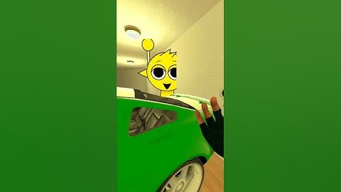 Sprunki Yellow Simon chase me in Liminal Hotel Nextbots Gmod