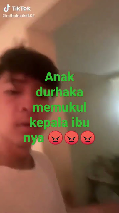 anak durhaka memukul kepala ibu nya 😠😠😠