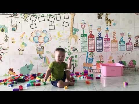 Cùng chơi #lego  với Tiểu Bảo, #11monthbaby