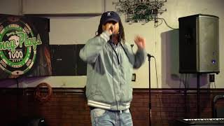 Tay Stackz The Mayor performing "Momentum" Live