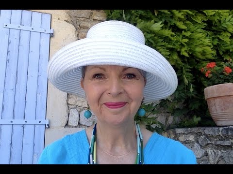 Makeup For Older Women: How I Apply My Summer Makeup - 동영상