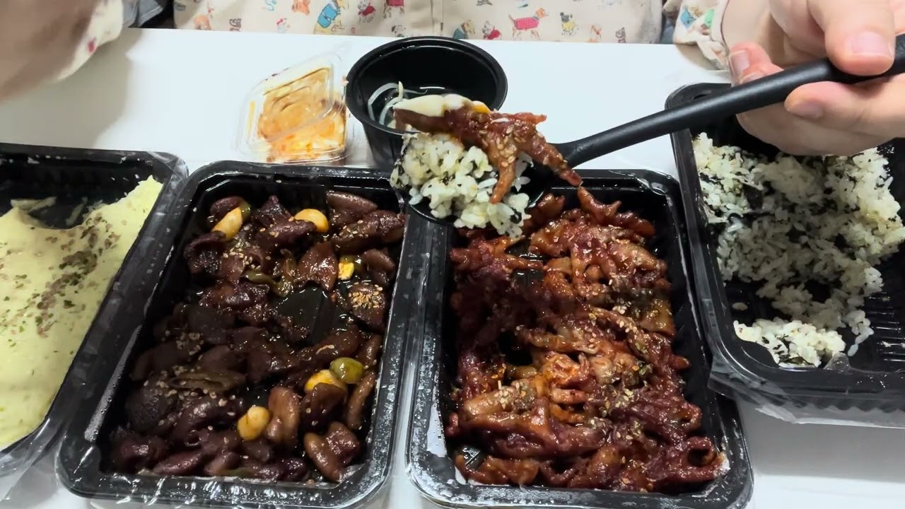 울적한 날엔 숯불직화무뼈닭발, 알곱창 그리고 보들보들한 계란찜으로 환기시켜버렷