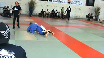 renaud (Ps Phoenix jjb) vs abou diallo combat 1 spirit challenge 2011