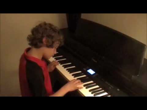 Levi Smith (9 Yrs) Plays "The Scientist"