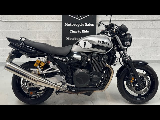 Yamaha XJR1300, 2014, walk around and start up - YouTube