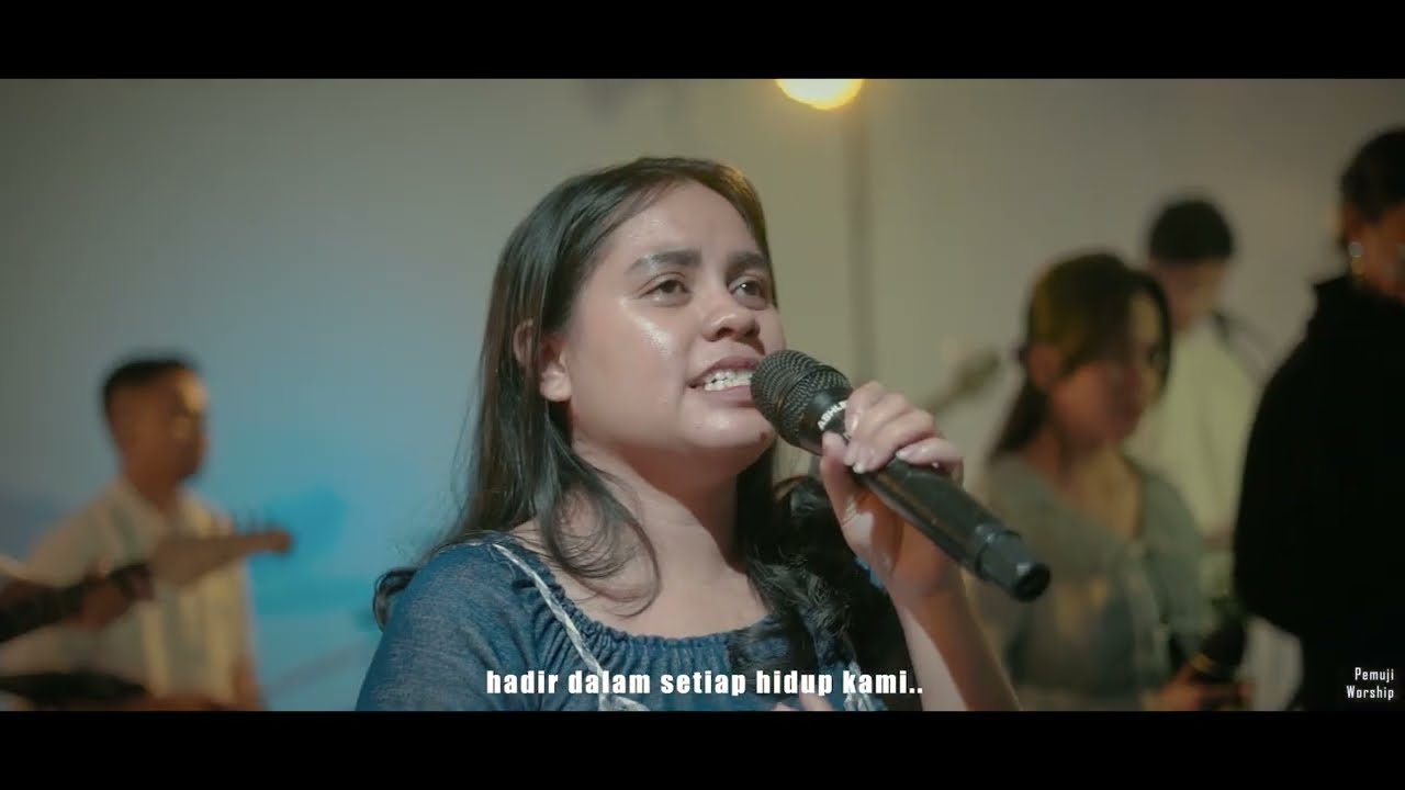 Kumenang Tuhan (Official Music Video) - Pemuji Worship