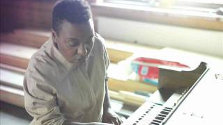 Meshell Ndegeocello  -  Dirty World