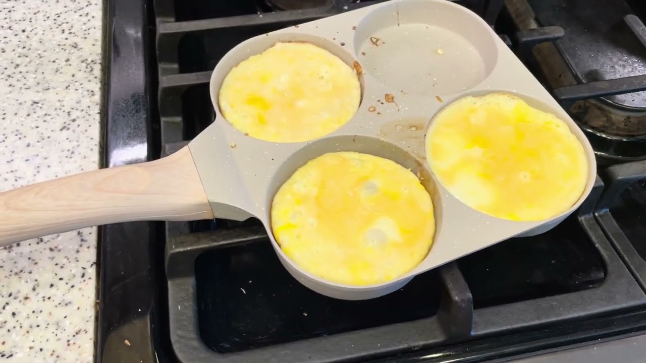 Product Review: CAROTE Egg Pan Omelets Pan, 4-Cup Nonstick Egg Frying Pan 