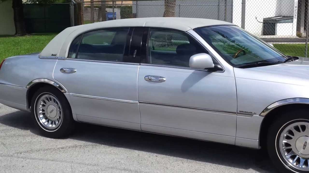 2001 lincoln town car cartier l