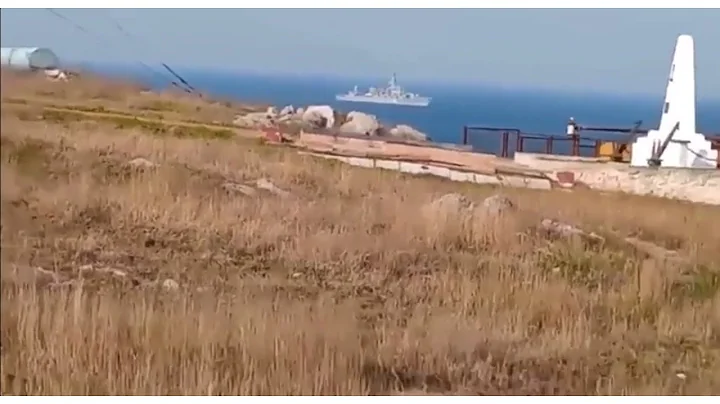 🔴 Russian War In Ukraine - Moments Before The Attack On Ukrainian Soldiers Defending Snake Island - DayDayNews