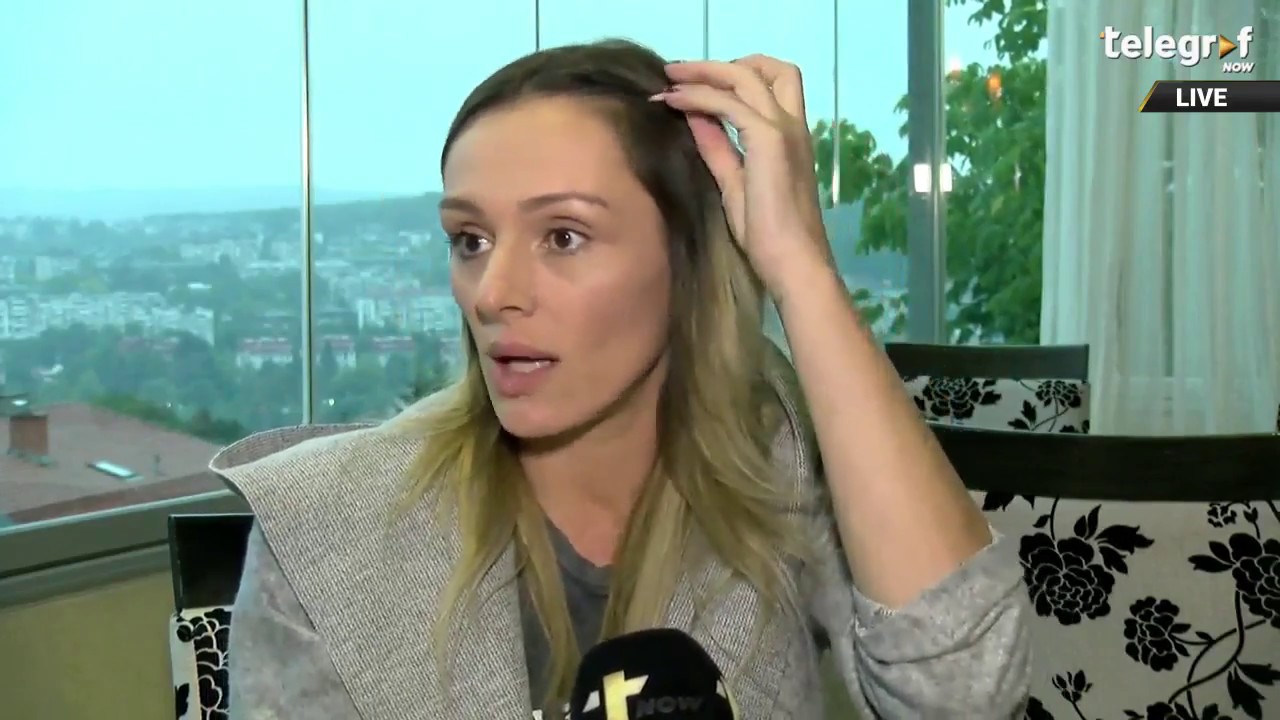 Uživo sa Anabelom Atijas - o Luni, 