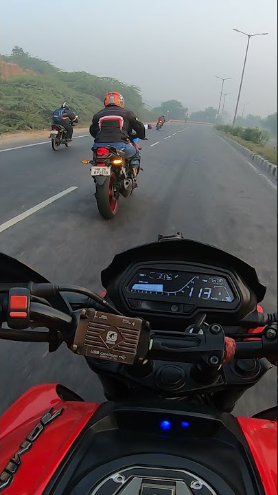 New KTM RC 200 Vs Dominar 400 Vs CBR 250r