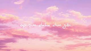 Fatma Turgut - İkimizden Biri (lyrics/sözleri) Resimi