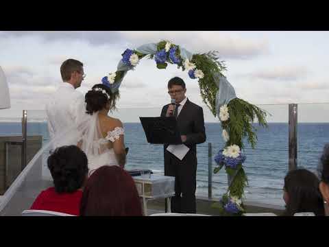 Toni Sitges Maestro de ceremonias oficiante actor de boda civil 