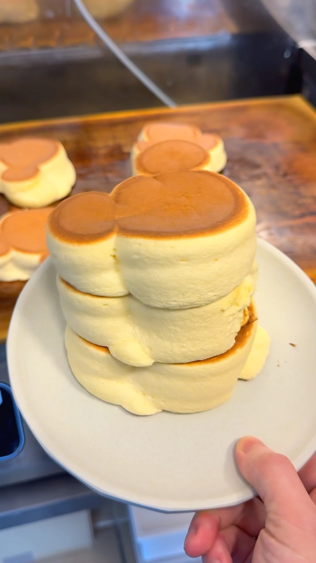 ミッキーみたいな形のふわふわくまさんパンケーキ🥞 #japanesefood