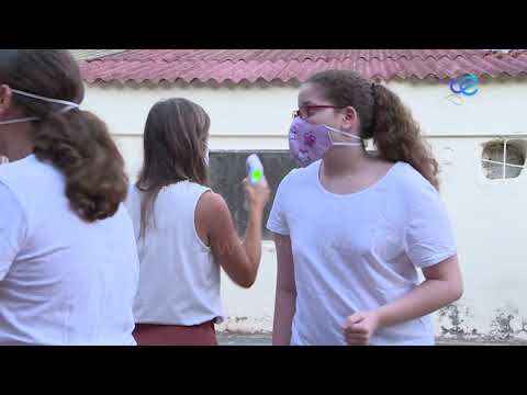 La sectorial de Educación se marca la vacunación como objetivo para relajar las medidas en las aulas