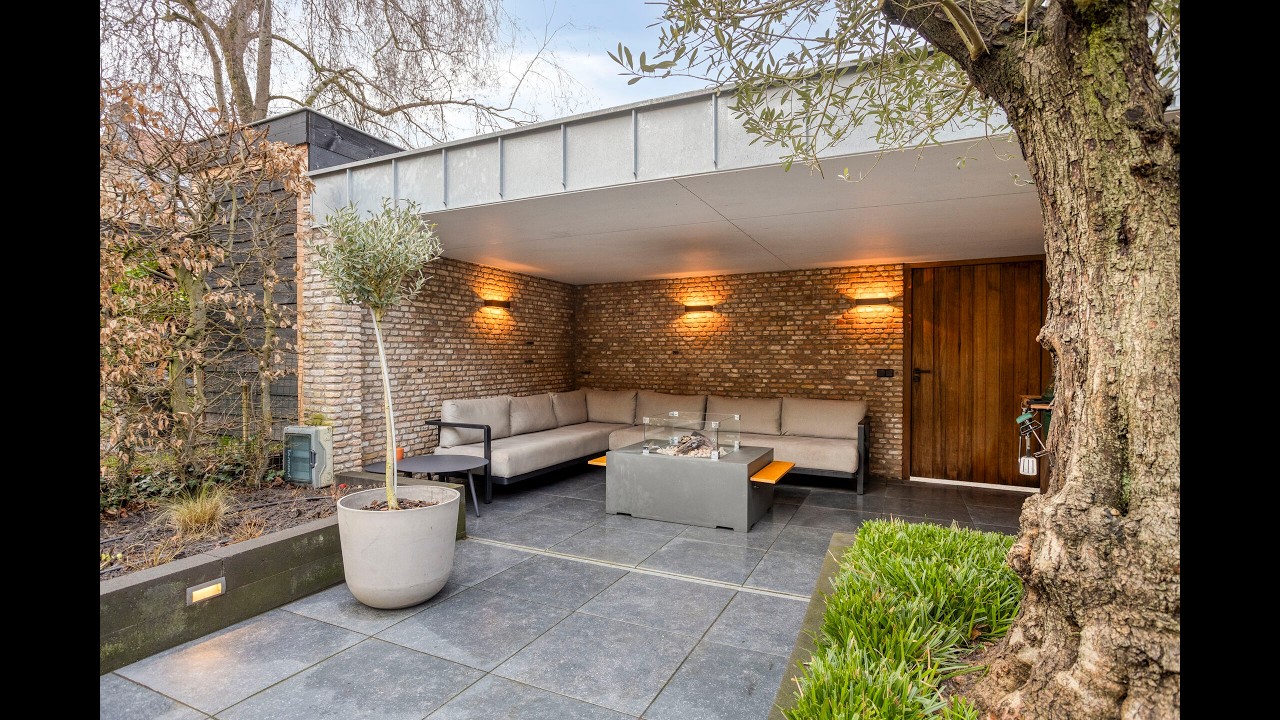 Rijksmonument De Twee Stoven: historie, luxe en een afzonderlijke garage in hartje Tholen!