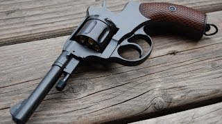 Wingun Nagant M1895 CO2 Revolver Overview