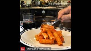 Tortiglioni al sugo con nduja (replay)