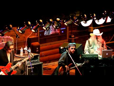 Live at Knuckleheads: Leon Russell featuring Jacki...