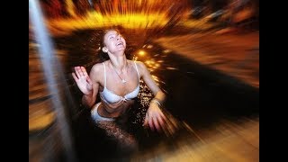 Крещение. Купание девушек. Причащение или эротика?...