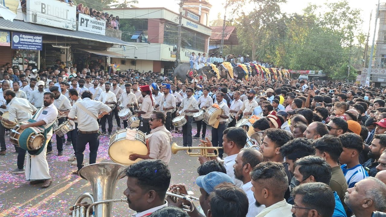 chirakkal fest 2025 ചിറക്കൽ നേർച്ച ഫെസ്റ്റ് കുന്നംകുളം eliphantu march ഗജ സംഗമം