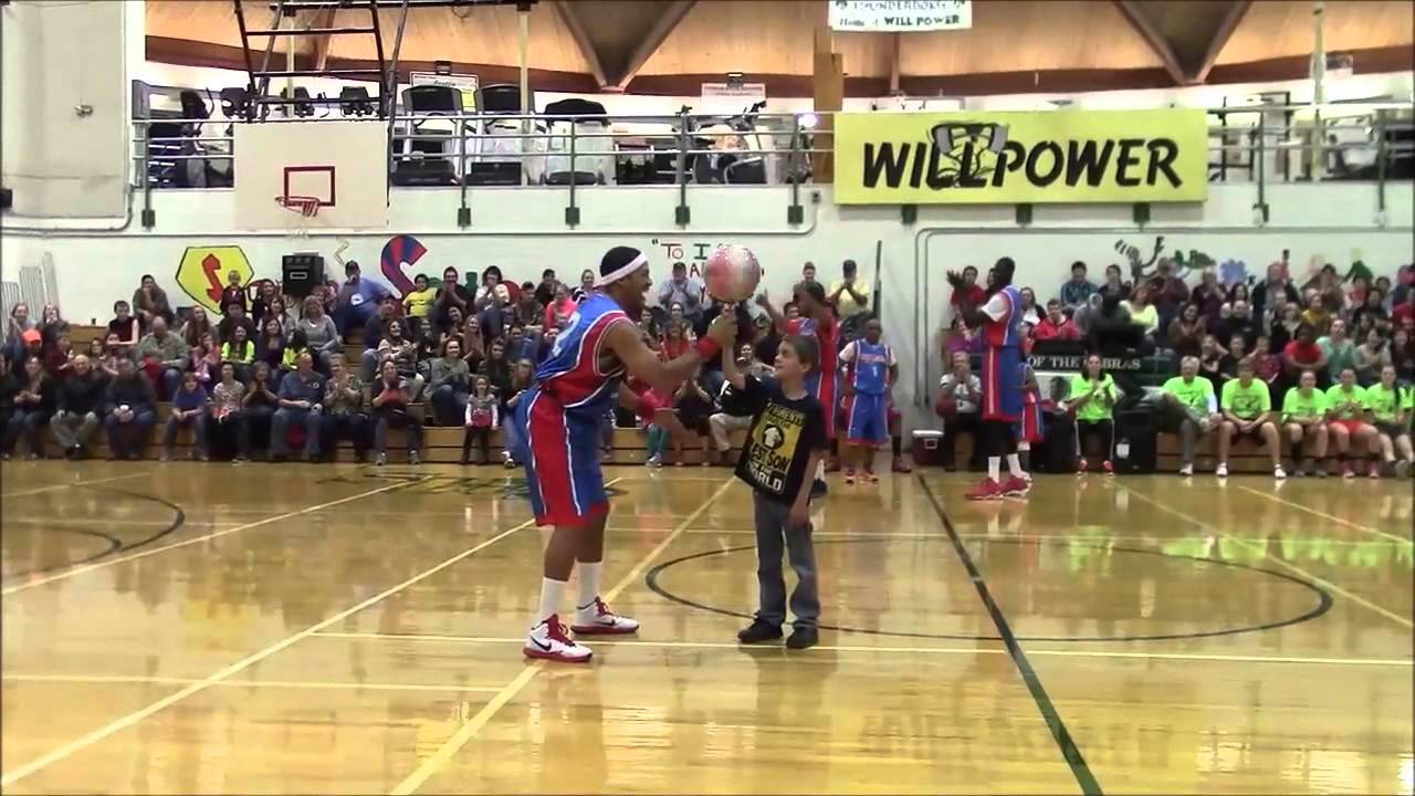 B98 5's Sarah Dyer takes on the Harlem Rockets - YouTube