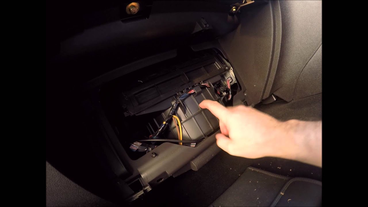 Ford Ba Falcon 2003 Glovebox Removal Youtube