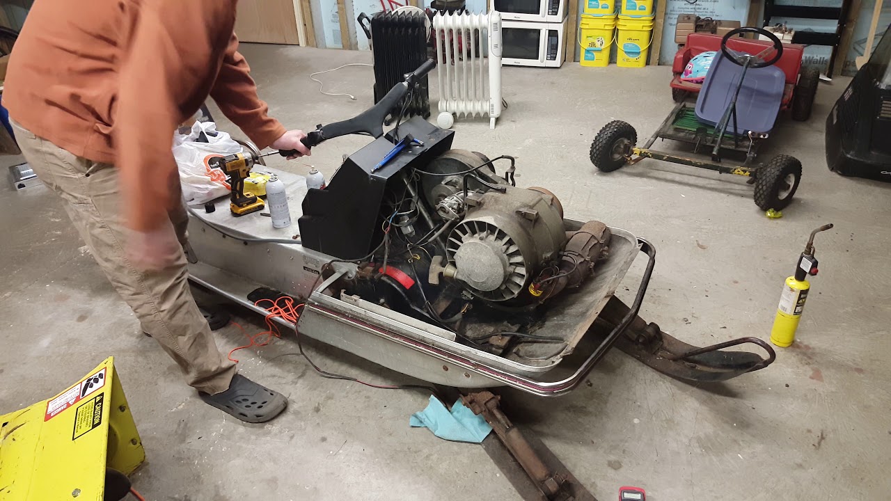 1972 Arctic Cat Panther 303 Wankel - YouTube