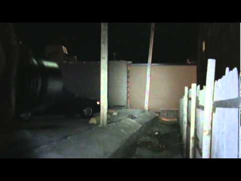 jetbeam-bc25-beamshots-behind-pharmacy-650lm-xm-l-t6